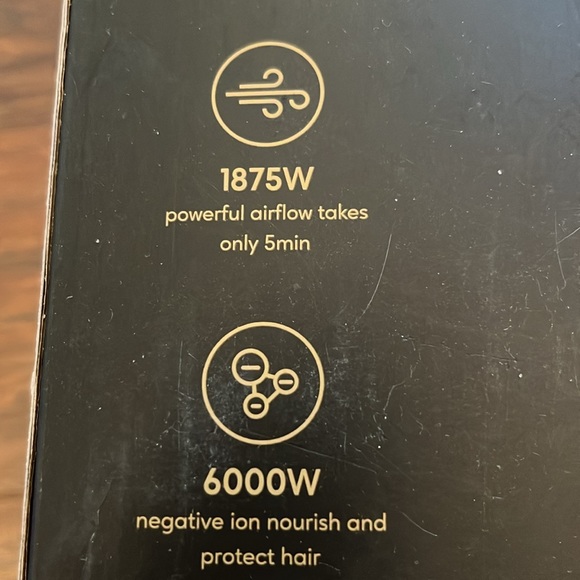 Wavytalk blow dryer - Picture 3 of 5